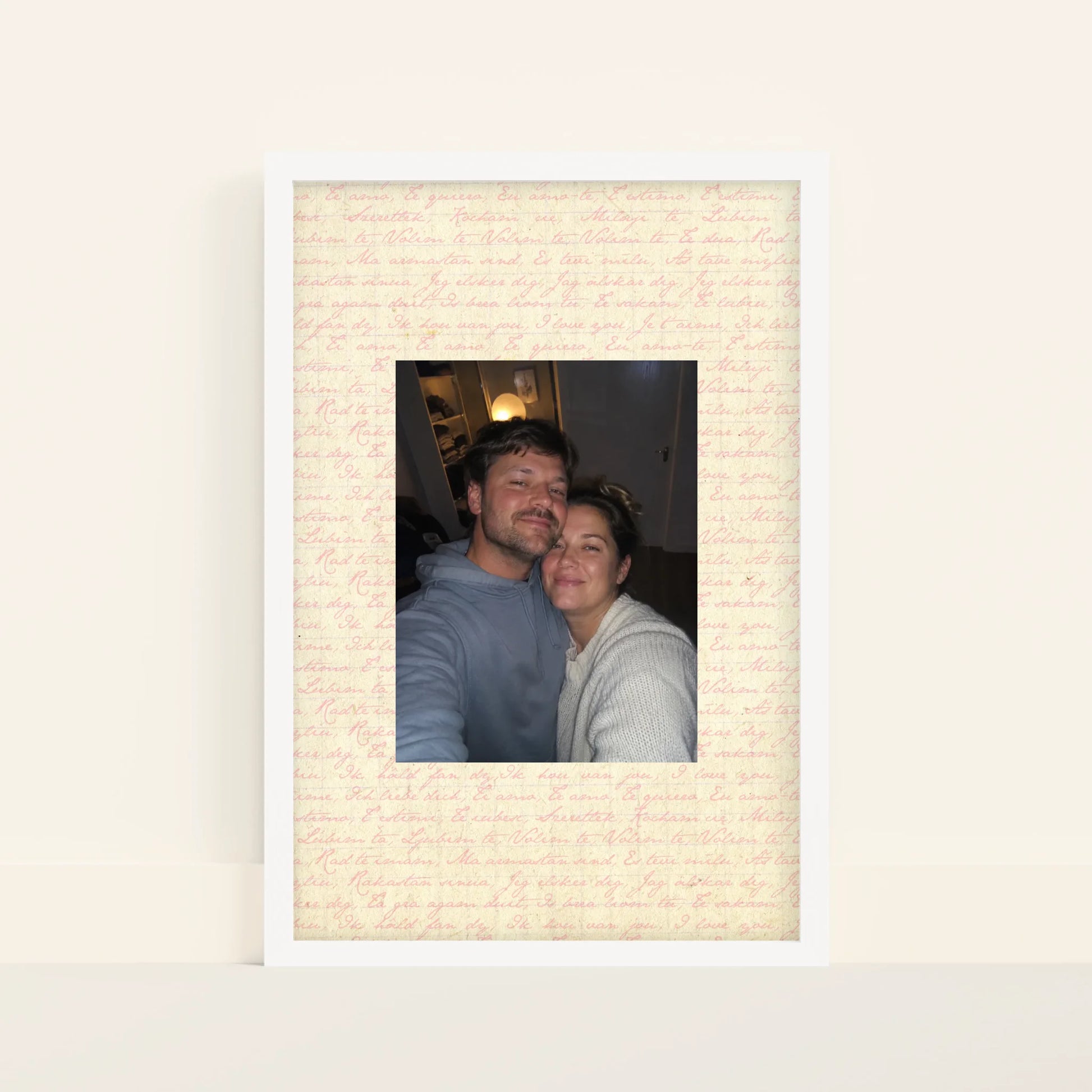 Mockup-Framed-White-4060