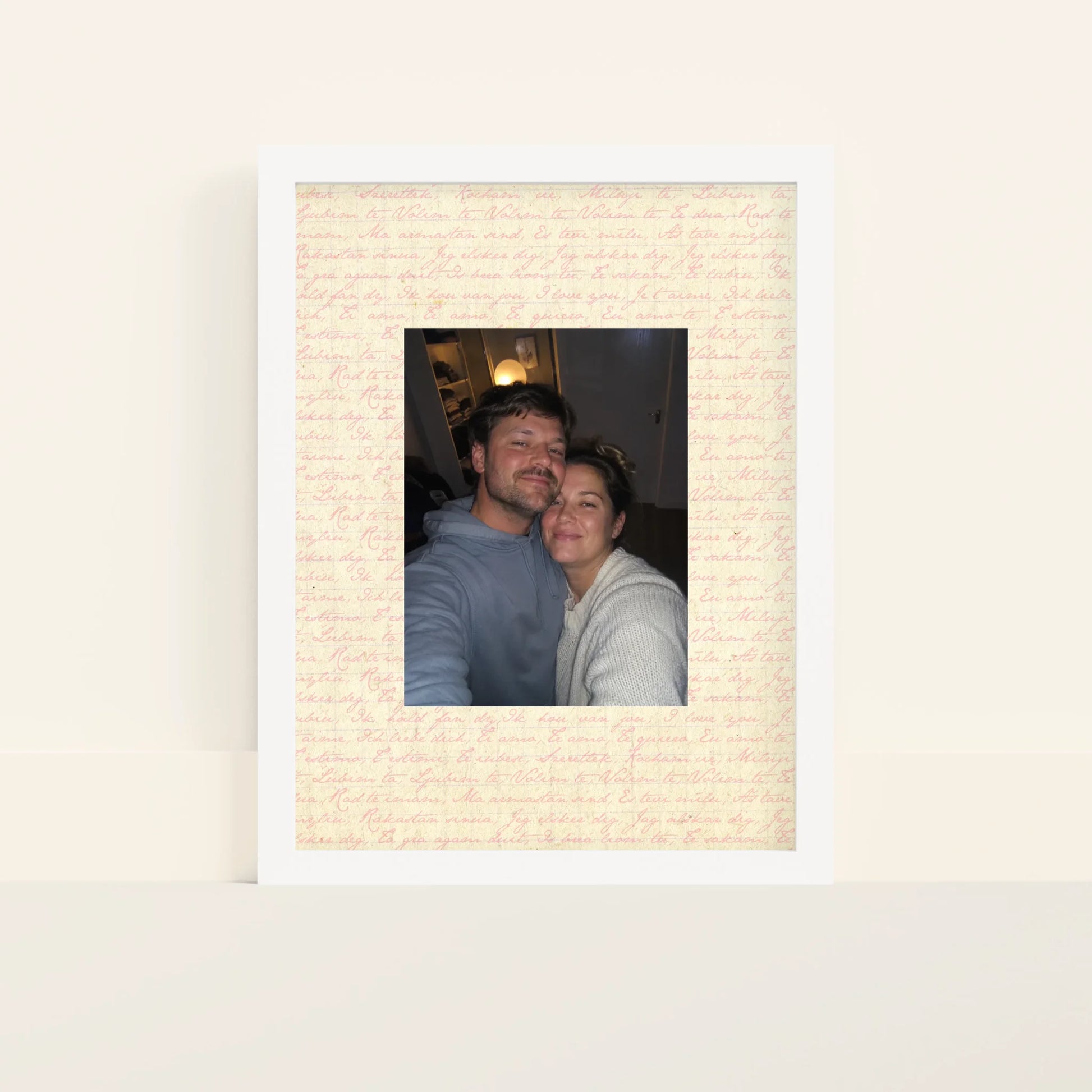 Mockup-Framed-White-3040
