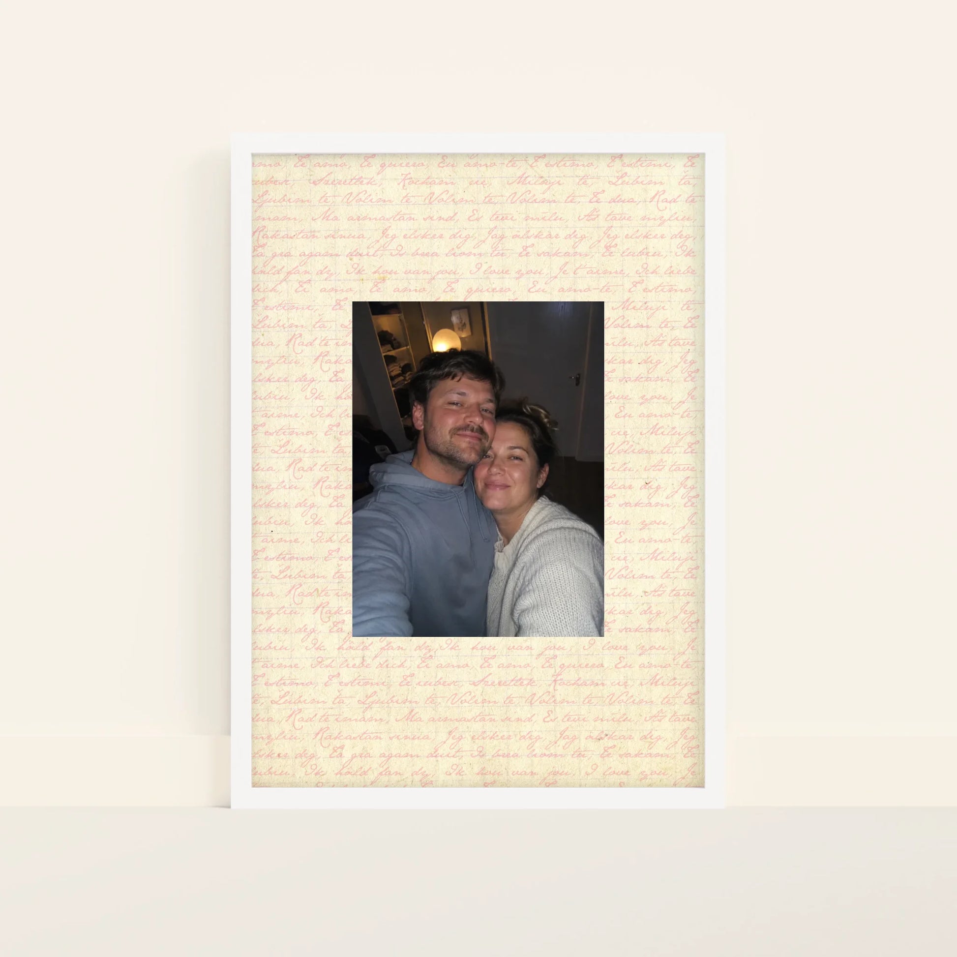 Mockup-Framed-White-5070