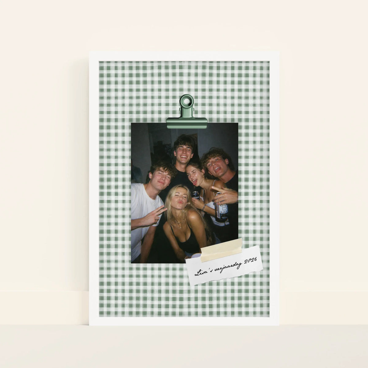 Mockup-Framed-White-4060