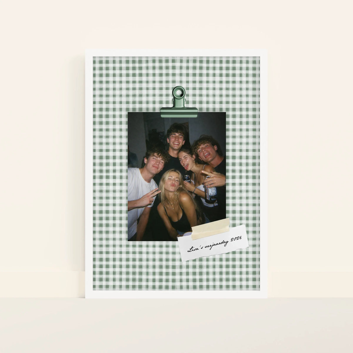 Mockup-Framed-White-5070