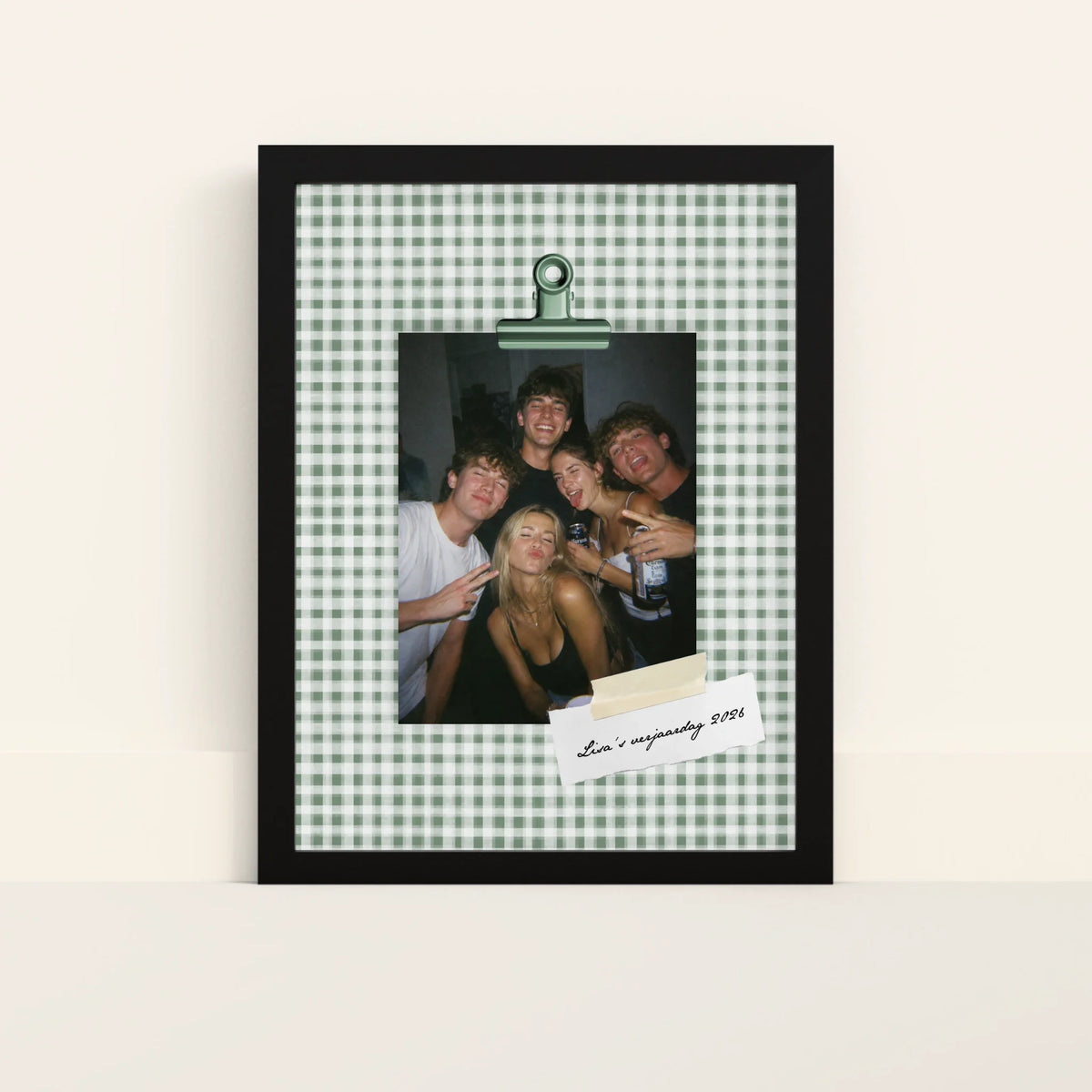 Mockup-Framed-Black-3040