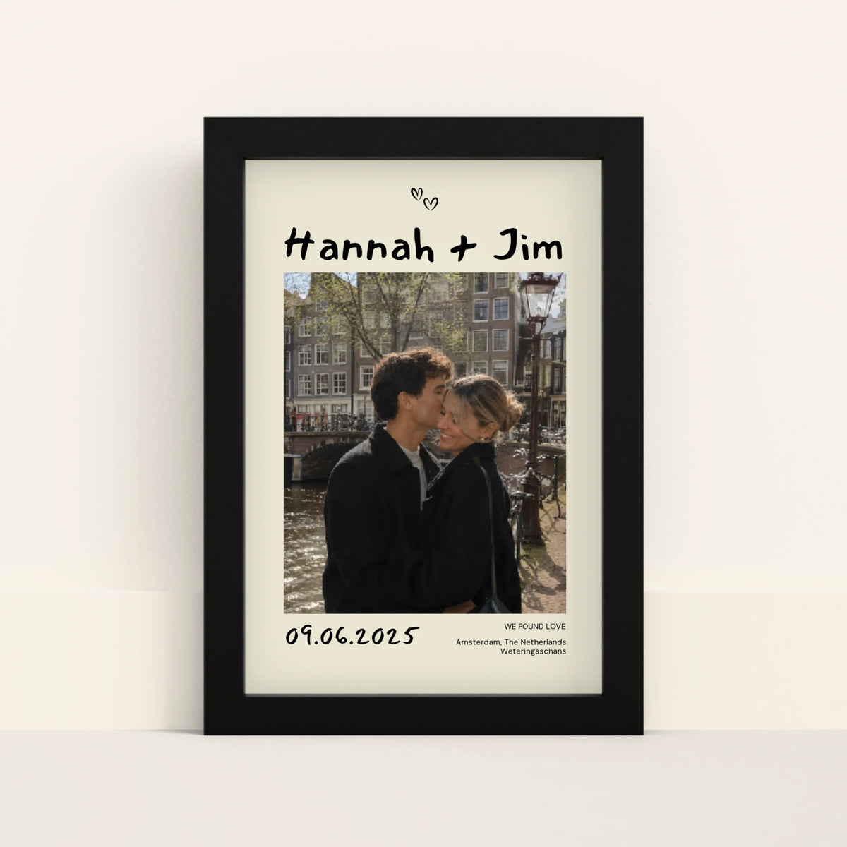 Mockup-Framed-Black-2030
