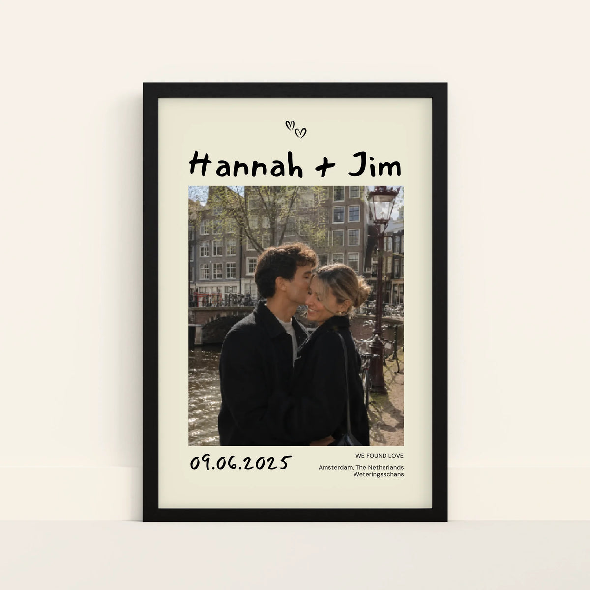 Mockup-Framed-Black-4060